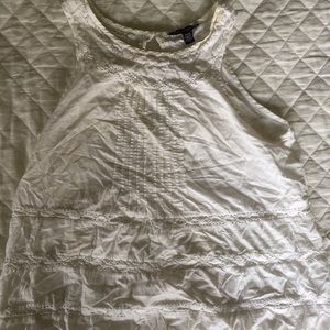 White crochet detailed tank